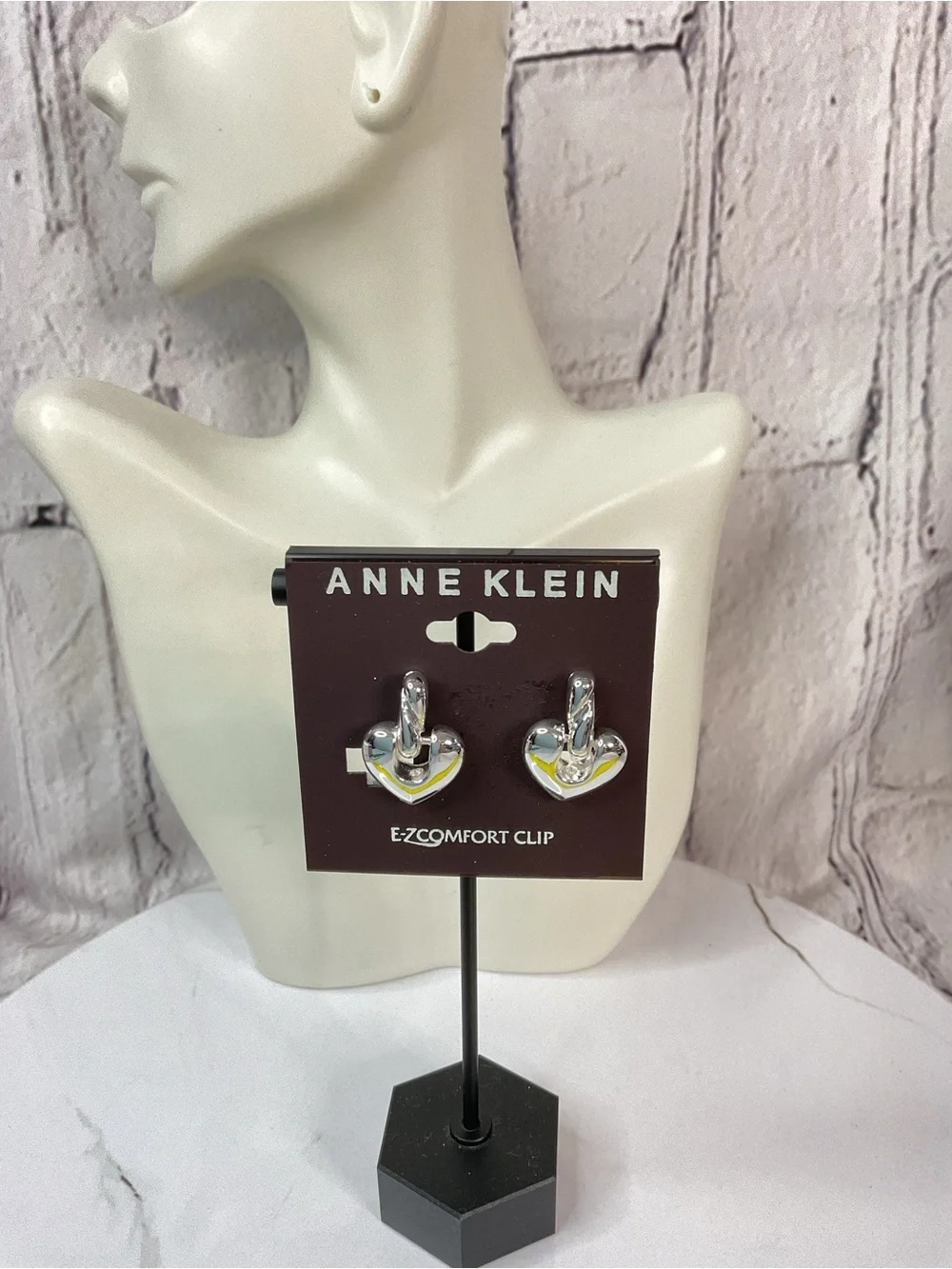 🌟🌟 Anne Klein Silver Heart Clip-On Earrings with Twisted Hoops